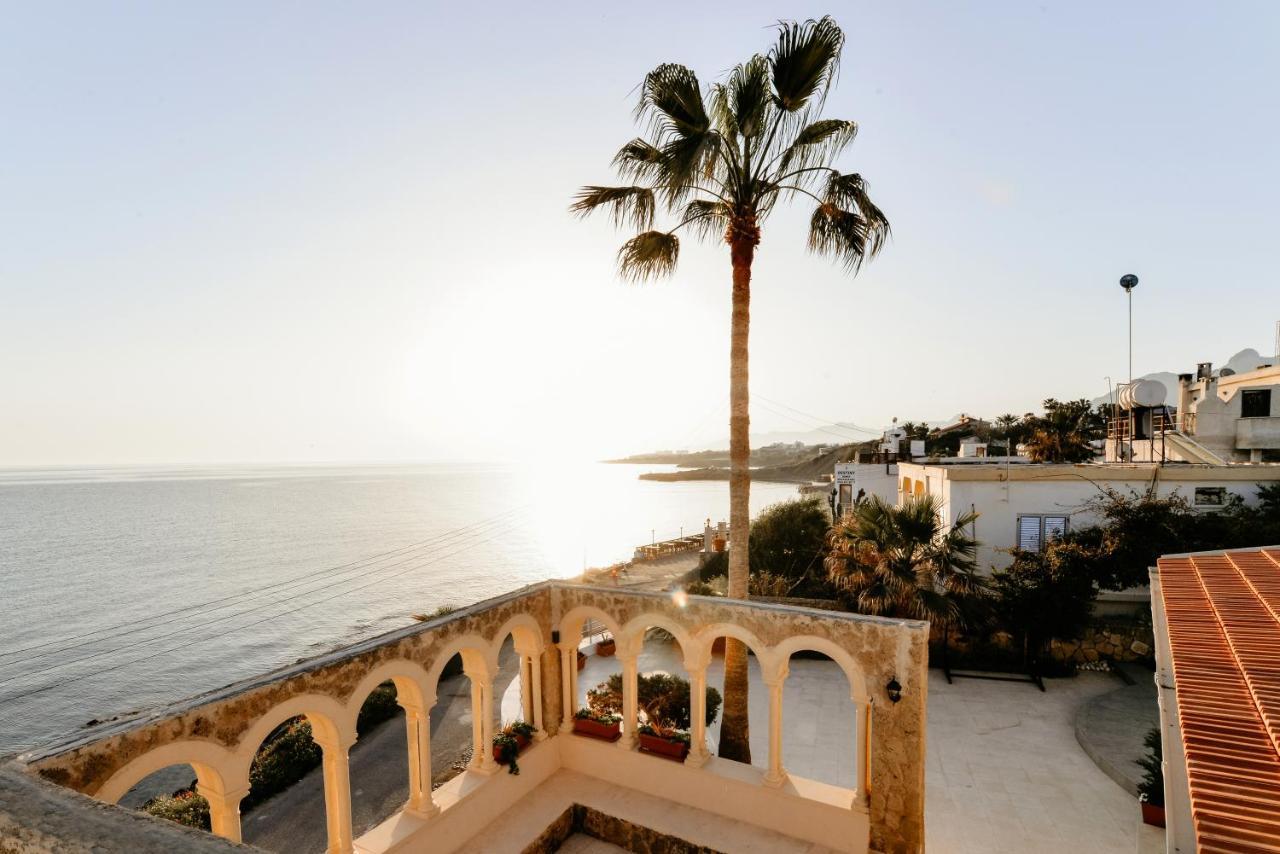Luxuriant Houses Kyrenia Kyrenia  Exterior photo