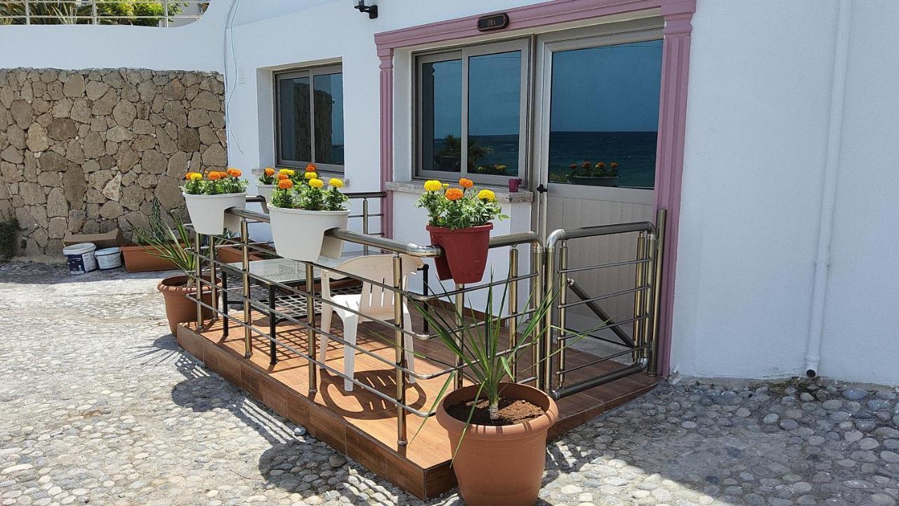 Luxuriant Houses Kyrenia Kyrenia  Exterior photo