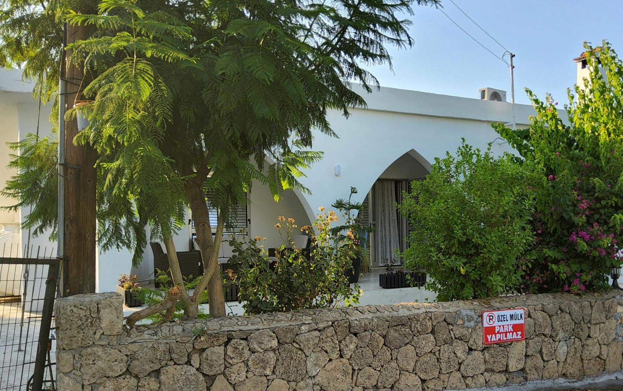 Luxuriant Houses Kyrenia Kyrenia  Exterior photo